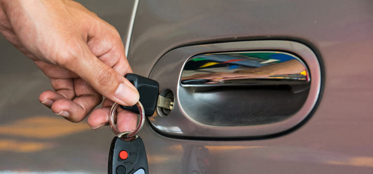 Car door lock repair in East Rancho Dominguez